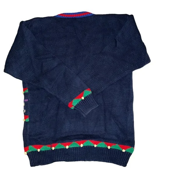 Traditional Tradng Co Christmas Holiday Sweater with a Varsity Vibe Size… - Picture 2 of 10